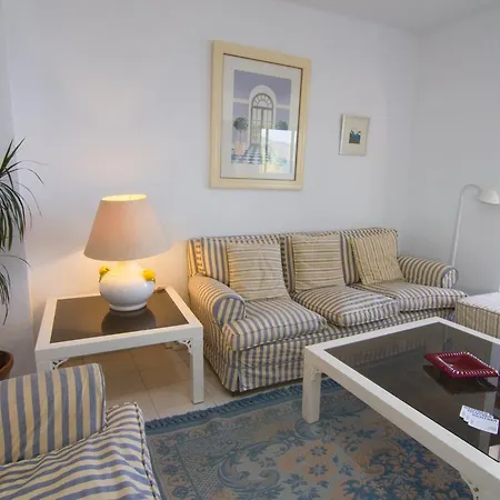 Apartment Tuhillo 3b Menyber Nerja
